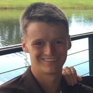 Meet your Posher, Travis